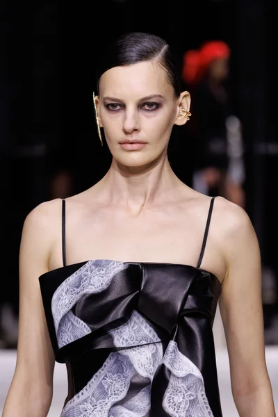Look 22